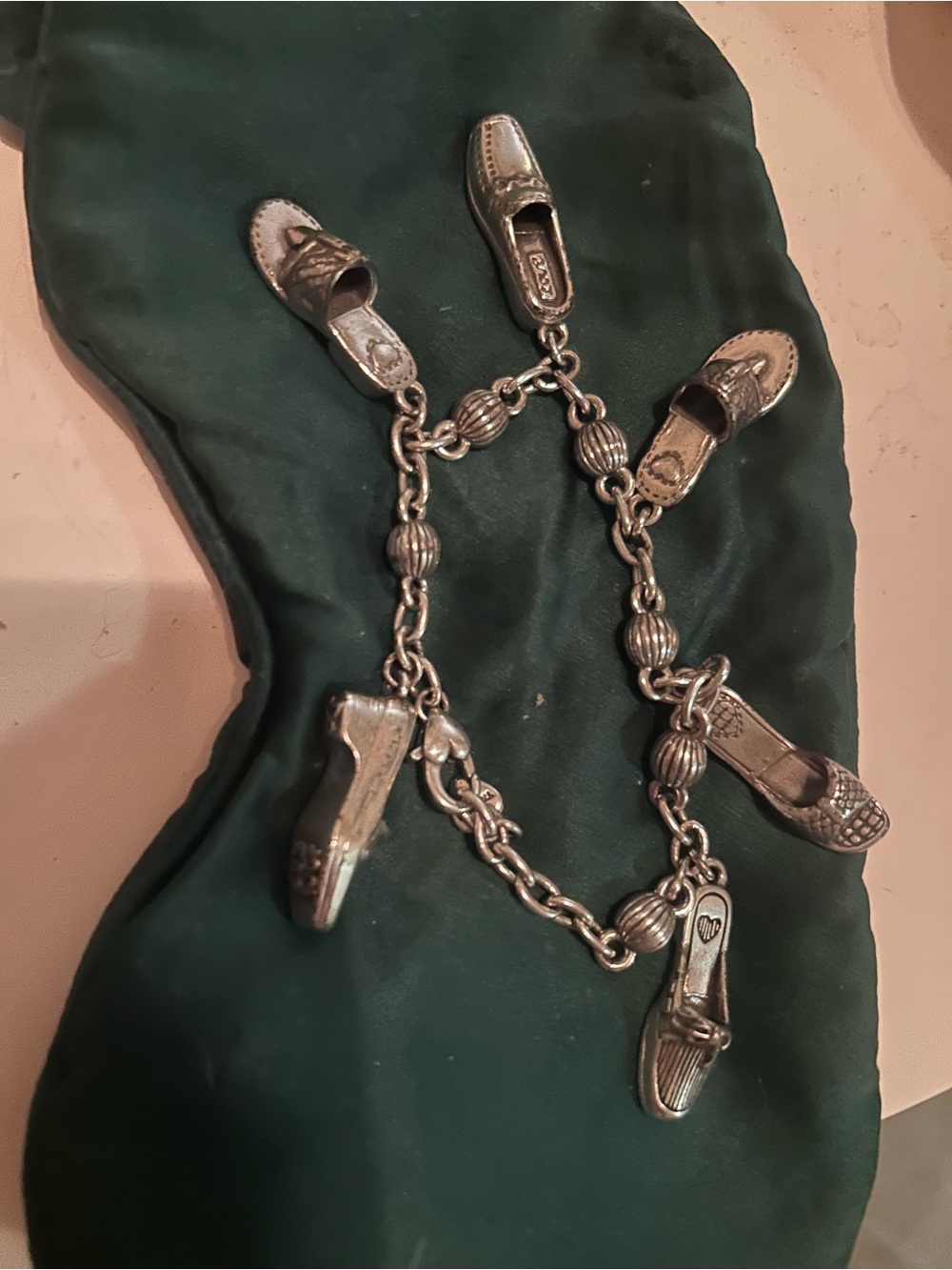 Rare discontinued Brighton silver Women's fashion shoe Charm Bracelet -like new